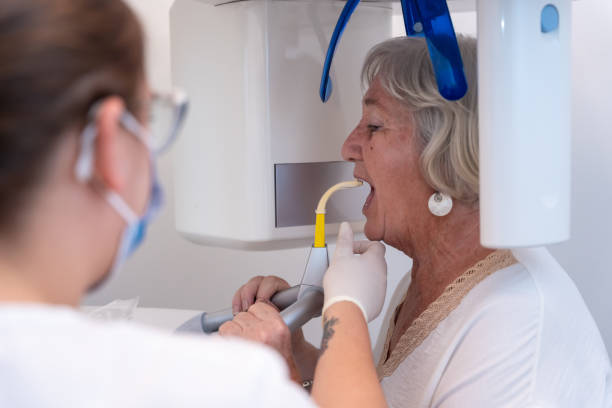 Best Emergency Dental Services for Seniors in East Hemet, CA